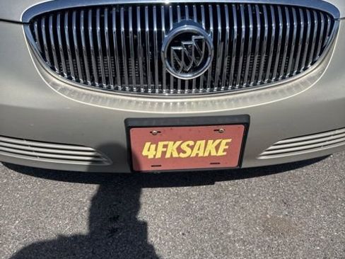 Used 2008 Buick Lucerne CXL w/ Ultra Confidence Package image 3