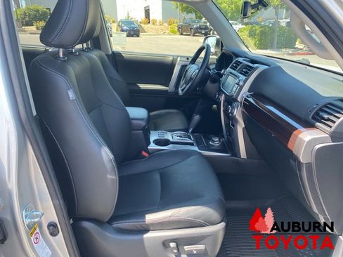 Used 2018 Toyota 4Runner Limited AWD/4WD image 15