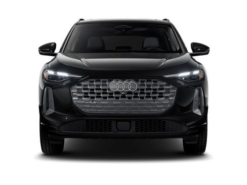 Certified 2025 Audi Q5 Premium w/ Convenience Package AWD/4WD image 4