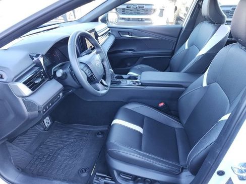 Certified 2025 Toyota Camry SE image 8