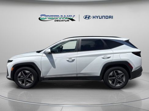 Used 2025 Hyundai Tucson SEL FWD image 4
