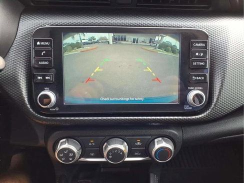 Certified 2024 Nissan Kicks SV image 15