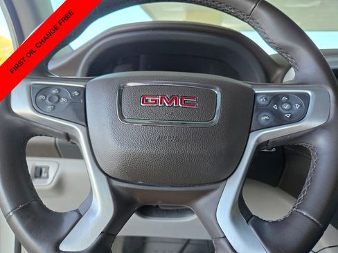 Used 2023 GMC Acadia SLT FWD image 30