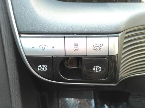 Used 2023 Hyundai Ioniq 5 SEL image 38