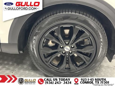 Certified 2020 Ford Explorer Limited RWD image 30