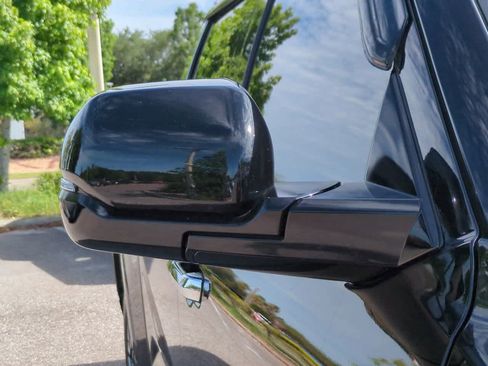 Used 2024 Toyota Tundra Limited AWD/4WD image 12