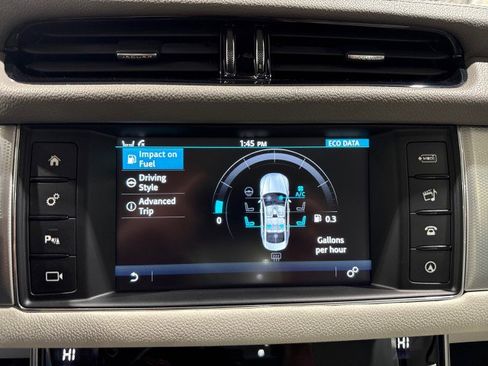 Used 2017 Jaguar XF Prestige image 85