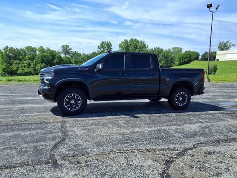 Used 2025 Chevrolet Silverado 1500 ZR2 w/ Technology Package AWD/4WD image 14
