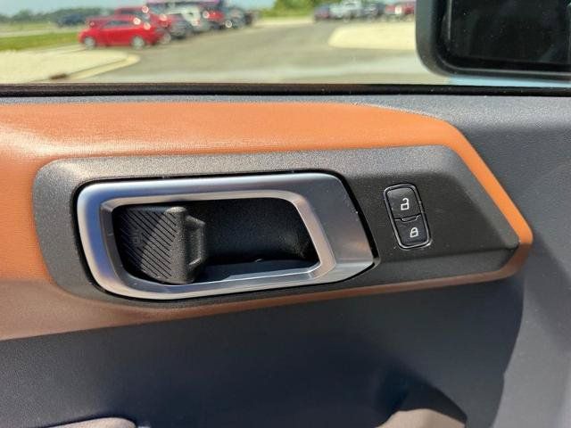 Certified 2024 Ford Bronco Outer Banks AWD/4WD image 18