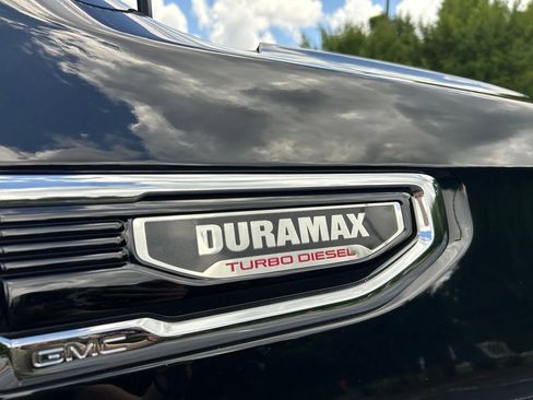 Used 2025 GMC Sierra 1500 Denali w/ Technology Package AWD/4WD image 29