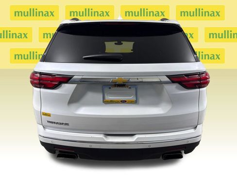 Used 2023 Chevrolet Traverse High Country FWD image 6