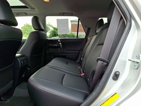 Certified 2023 Toyota 4Runner TRD Off-Road Premium w/ Off Road Premium Plus Package AWD/4WD image 10