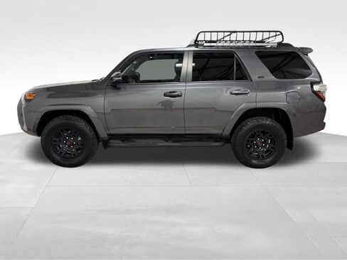 Used 2023 Toyota 4Runner SR5 Premium w/ Moonroof Package image 5