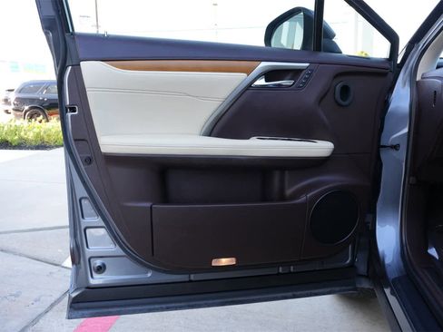 Used 2019 Lexus RX 350 FWD image 17