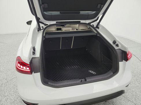 Used 2025 Audi A6 e-tron Prestige w/ Beige Warm Weather Package image 20