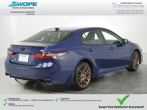 Used 2023 Toyota Camry SE FWD image 3