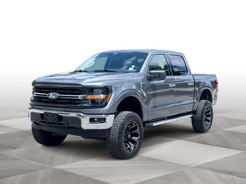 Used 2025 Ford F150 XLT w/ Equipment Group 301A Standard AWD/4WD image 4
