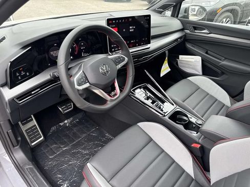 New 2026 Volkswagen GTI SE FWD image 11
