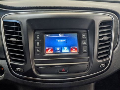 Used 2015 Chrysler 200 Limited w/ Convenience Group FWD image 25