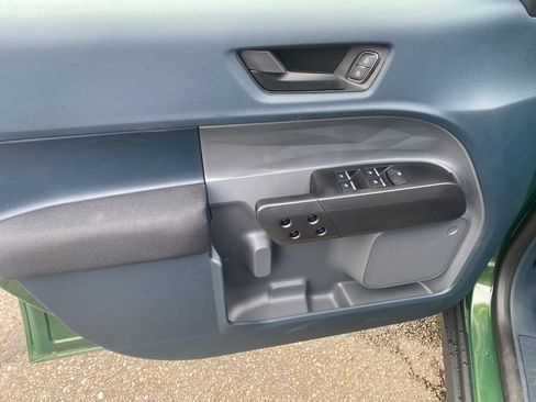 New 2025 Ford Maverick XL image 13