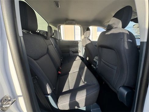 New 2025 Ford Maverick XL w/ Equipment Group 101A image 13