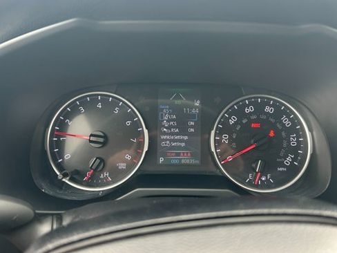 Used 2020 Toyota RAV4 LE image 18