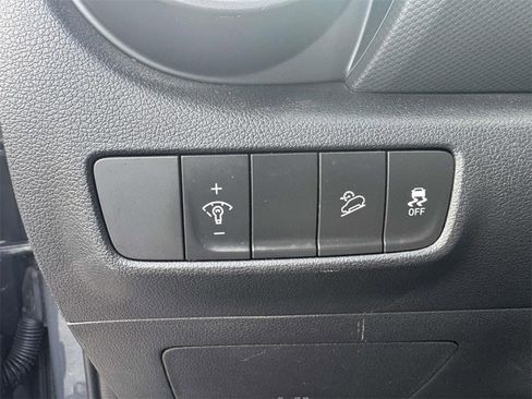 Certified 2023 Hyundai Kona SEL image 21