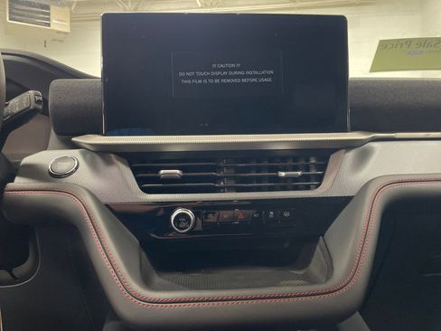 New 2026 Ford Explorer ST-Line image 22