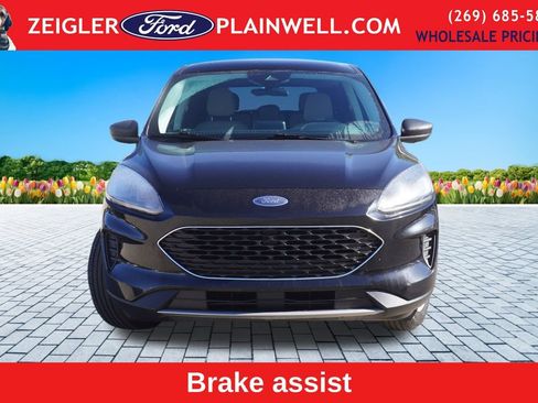 Used 2022 Ford Escape SE image 8
