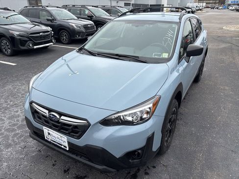 Certified 2023 Subaru Crosstrek 2.0i image 5