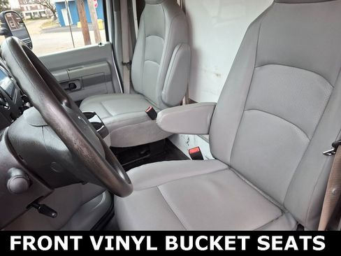 Used 2015 Ford E-350 and Econoline 350 Super Duty image 20