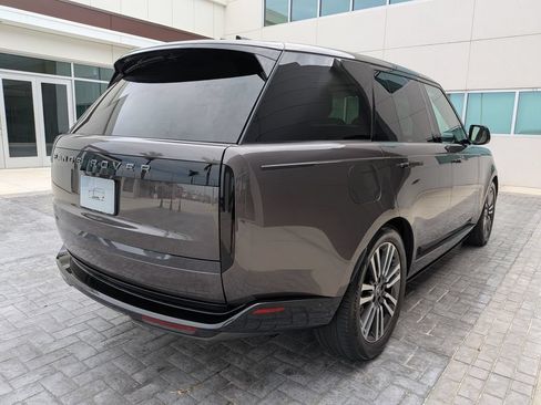 Certified 2025 Land Rover Range Rover SE AWD/4WD image 6