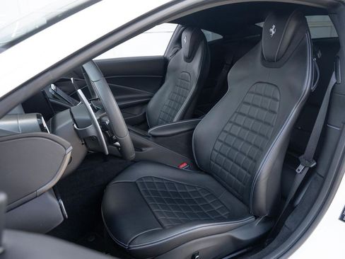 Used 2022 Ferrari Roma RWD image 30