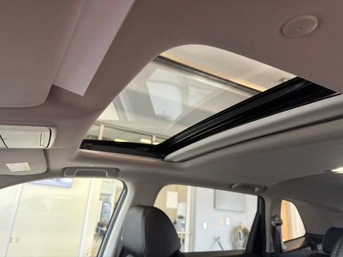 Used 2026 Honda CR-V EX-L image 2