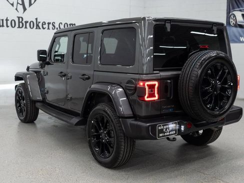 Used 2025 Jeep Wrangler Unlimited Sahara w/ Safety Group AWD/4WD image 6