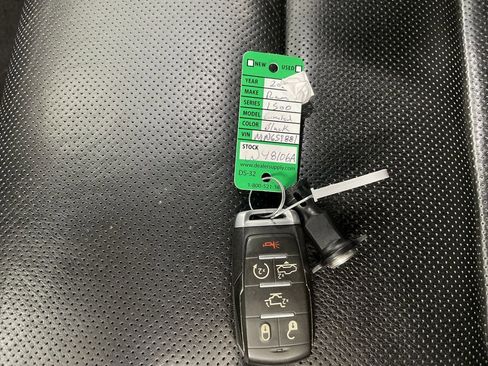 Used 2021 RAM 1500 Limited w/ Night Edition image 29