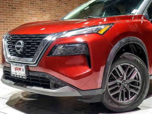 Used 2023 Nissan Rogue S image 4