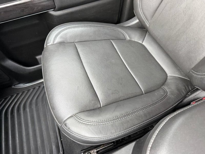 Used 2019 Chevrolet Silverado 1500 LTZ w/ LTZ Plus Package AWD/4WD image 26