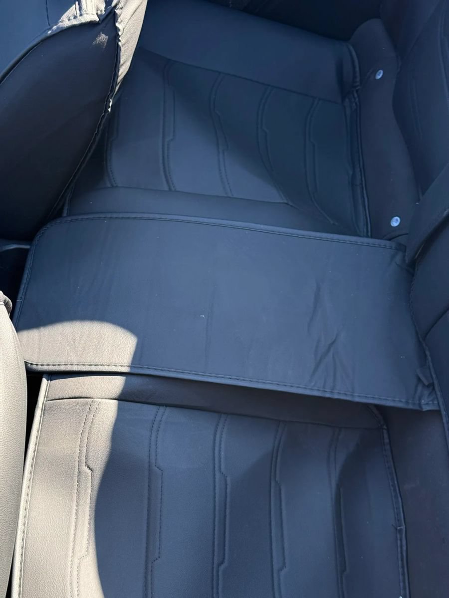 Used 2018 Chevrolet Camaro LT RWD image 21