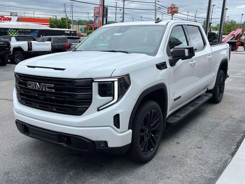 New 2026 GMC Sierra 1500 Elevation w/ Elevation Premium Package AWD/4WD image 7
