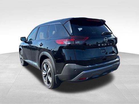 Used 2023 Nissan Rogue SL w/ SL Premium Package FWD image 6