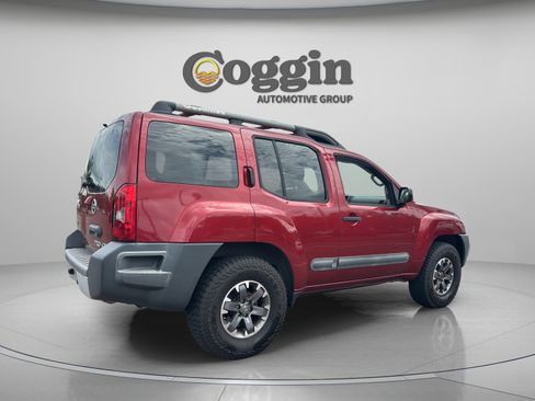 Used 2015 Nissan Xterra PRO-4X w/ Pro-4x Leather Package AWD/4WD image 5