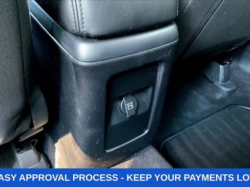 Used 2017 Dodge Journey SE FWD image 13