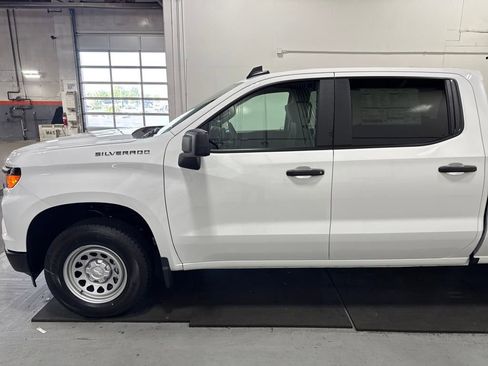 Used 2025 Chevrolet Silverado 1500 W/T w/ WT Value Package image 4