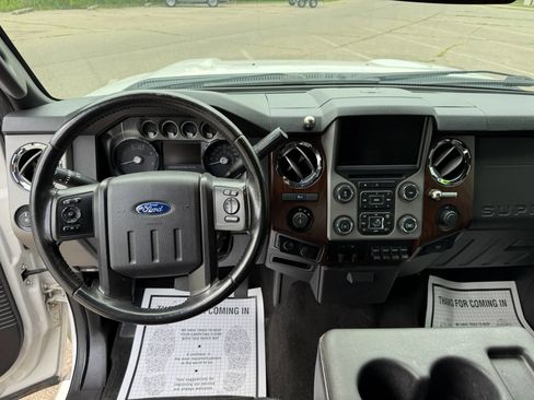 Used 2016 Ford F350 Lariat w/ Lariat Interior Package AWD/4WD image 17