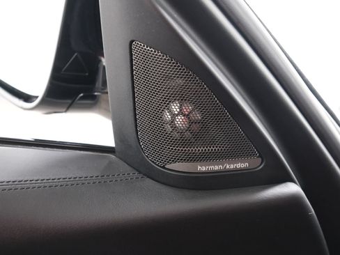 Used 2016 BMW M3 RWD image 29
