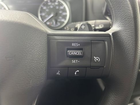 Certified 2025 Nissan Rogue S image 18