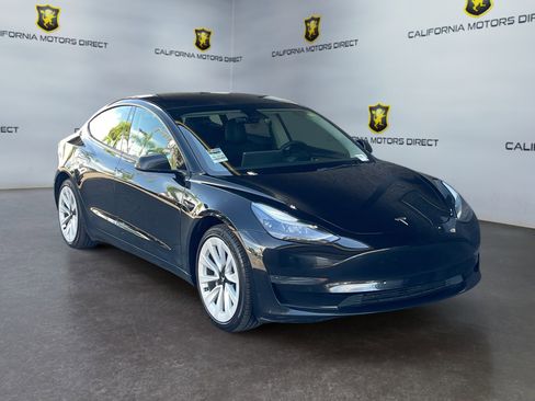Used 2022 Tesla Model 3 Standard Range RWD image 7