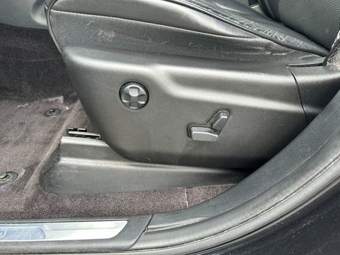 Used 2016 Jeep Grand Cherokee High Altitude AWD/4WD image 22