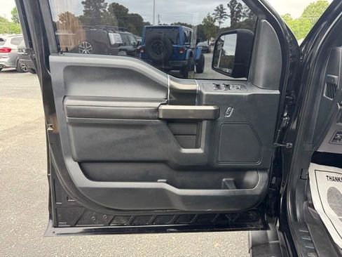 Used 2019 Ford F150 XLT w/ Equipment Group 302A Luxury AWD/4WD image 15